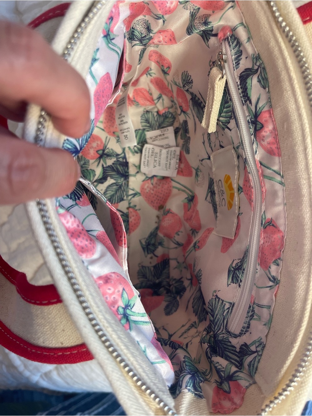 Strawberry Embroidered Canvas Tote Bag Crossbody Cottagecore Coquette Summer NWT - Picture 8 of 16